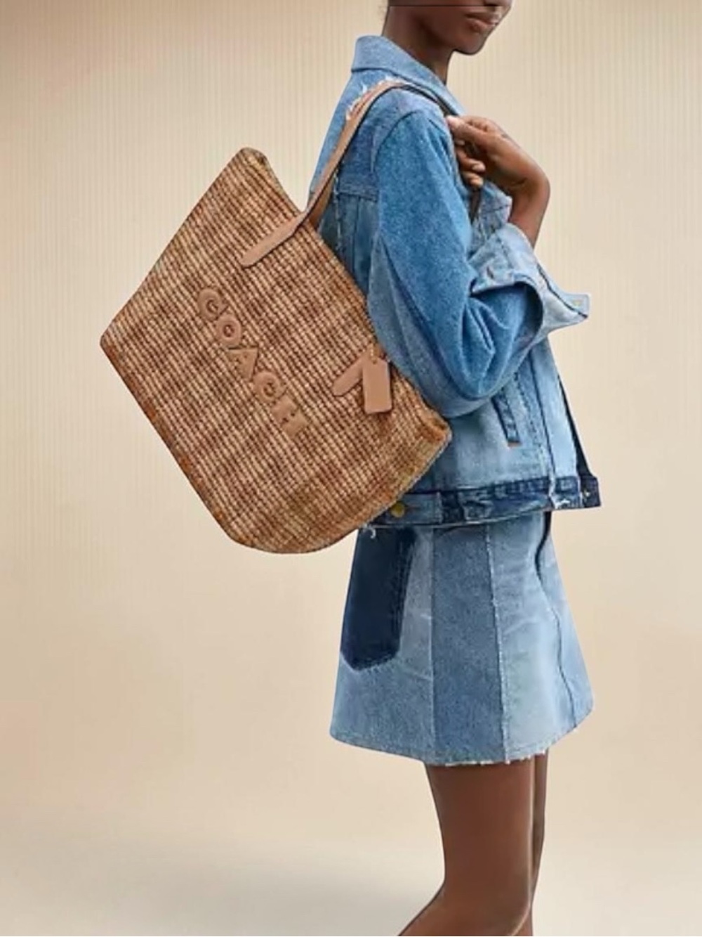 COACH City Tote in Gingham Straw w/Leather Trim - Picture 3 of 9